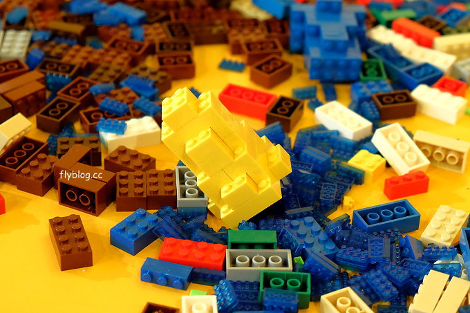 會動的積木特展┃台中旅遊景點：7/1~10/10台中文化創意產業園區展出，台中獨家首座積木微型城市的呈現，等你來親自來體驗 @飛天璇的口袋