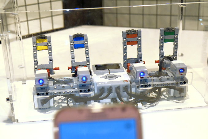 會動的積木特展┃台中旅遊景點：7/1~10/10台中文化創意產業園區展出，台中獨家首座積木微型城市的呈現，等你來親自來體驗 @飛天璇的口袋