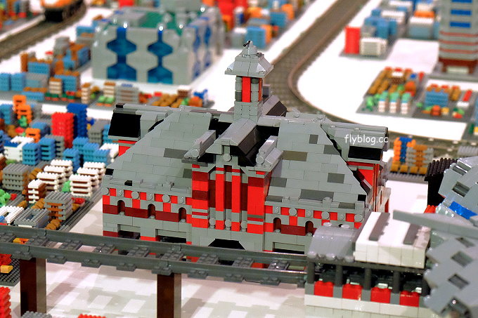 會動的積木特展┃台中旅遊景點：7/1~10/10台中文化創意產業園區展出，台中獨家首座積木微型城市的呈現，等你來親自來體驗 @飛天璇的口袋