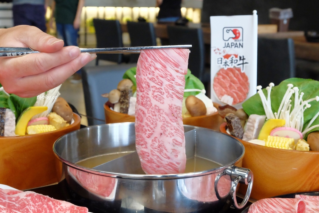 上官木桶鍋@台中朝富店┃台中西屯：北部以南第一間分店新開幕，甜蜜痛風鍋、大胃王套餐鍋霸氣上桌 @飛天璇的口袋