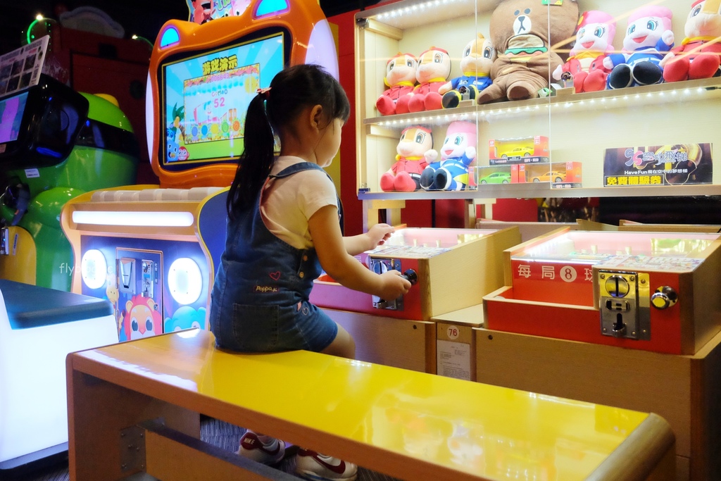 藍象廷泰式火鍋吃到飽｜429元泰式火鍋吃到飽起，泰式料理單點只要100元，台中大魯閣新世代購物中心 @飛天璇的口袋