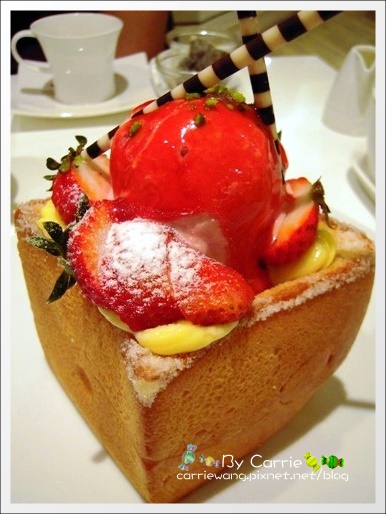 Dazzling Caf&eacute; (Mint)二店｜等了5個小時的蜜糖吐司 @飛天璇的口袋