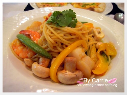 【台中餐廳】華麗狂女士．台中也有蜜糖吐司呦！ @飛天璇的口袋