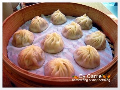 台北鼎泰豐小籠包｜米其林一顆星的台灣美食傳奇@忠孝店 @飛天璇的口袋