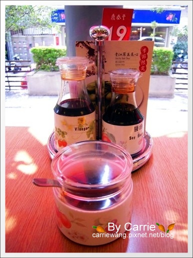 台北鼎泰豐小籠包｜米其林一顆星的台灣美食傳奇@忠孝店 @飛天璇的口袋