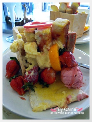 【台中蛋糕甜點】餓坐聚美味輕食套餐咖啡館．台中蜜糖吐司又一章 @飛天璇的口袋