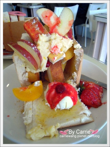 【台中蛋糕甜點】餓坐聚美味輕食套餐咖啡館．台中蜜糖吐司又一章 @飛天璇的口袋