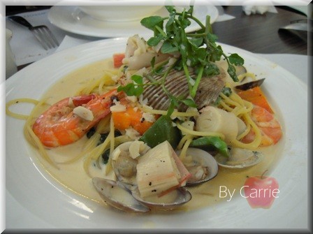 Lesson One咖啡．早午餐．三明治專賣店：台中火車站附近早午餐店 @飛天璇的口袋