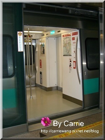 【高雄旅遊】高雄捷運新體驗 @飛天璇的口袋