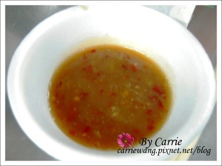 【台北南機場夜市】必吃小吃美食推薦。好吃炸雞+鈺師傅上海生煎包+好佳蚵嗲+永康街芋頭大王+蒸臭豆腐 @飛天璇的口袋