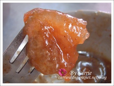 阿三肉圓｜榮獲多屆肉圓節冠軍的阿三肉圓，脆皮肉圓有特色，內餡干貝很奢華 @飛天璇的口袋