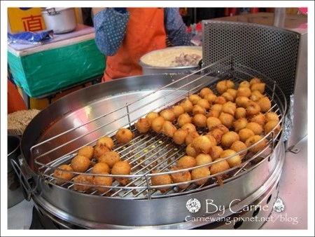 【豐原廟東小吃】菱角酥．巧遇大口吃遍台灣 @飛天璇的口袋