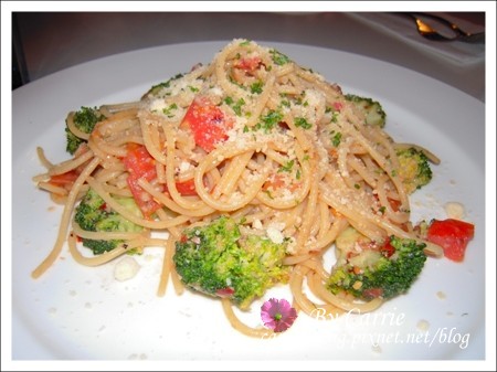 【台中地中海餐廳】UZO Mediterranean Bar & Grill @飛天璇的口袋