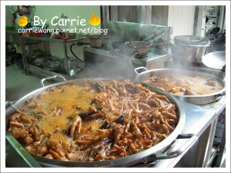 蕃薯市蜜地瓜x蕃薯市雞腳凍｜員林必吃小吃美食 @飛天璇的口袋