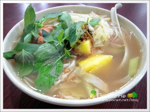 【台中越南餐廳】裴記越南小吃。便宜又好吃 @飛天璇的口袋