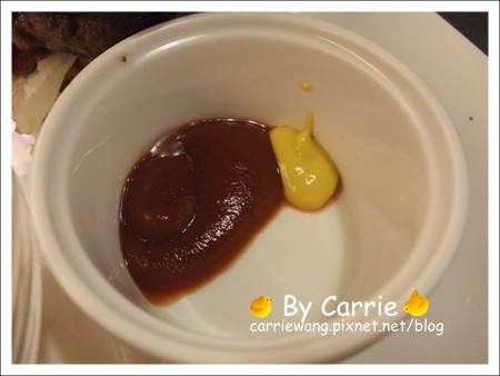 台中西區｜傻子廚房 PASH DINER．台中漢堡店元老，營業10幾年屹立不搖 @飛天璇的口袋