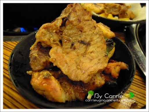 【台中燒烤餐廳】烤狀猿日式炭火燒肉@成都店 @飛天璇的口袋