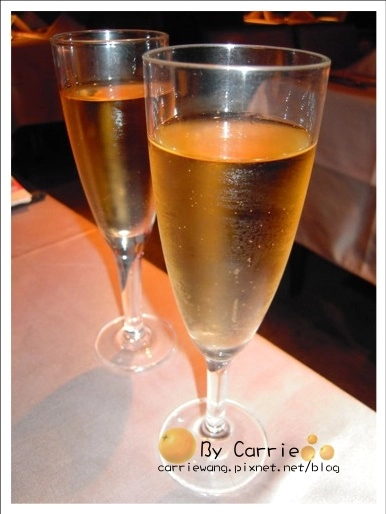 【台中餐廳】王品台塑牛排 Wang Steak@文心店．我的生日大餐 @飛天璇的口袋