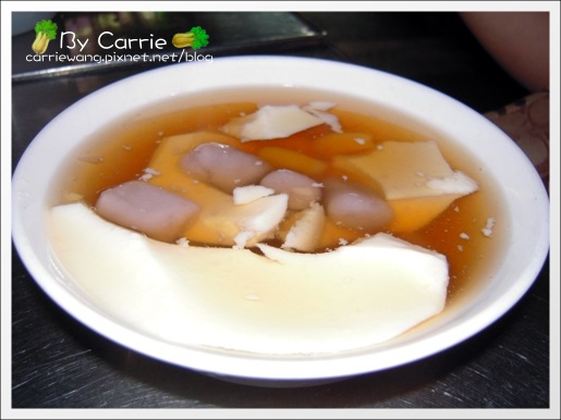 台中南區｜蔡家豆花．忠孝夜市人氣美食，可以順便點刈包 @飛天璇的口袋