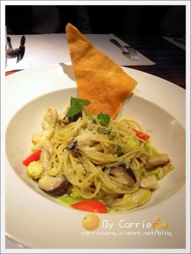 【台中餐廳】水相餐廳 aqua restaurant．台中聚會的好地方 @飛天璇的口袋