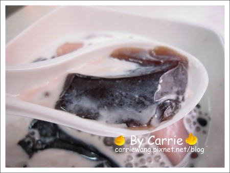 【台中小吃甜點】瑪露連嫰仙草 @飛天璇的口袋