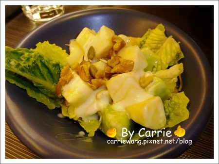 台中西區｜傻子廚房 PASH DINER．台中漢堡店元老，營業10幾年屹立不搖 @飛天璇的口袋