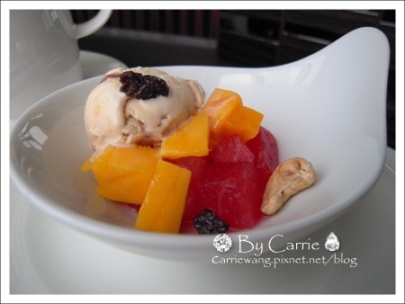 【台中下午茶】Hotel ONE．台中亞緻大飯店。46F頂餐廳英式下午茶 @飛天璇的口袋